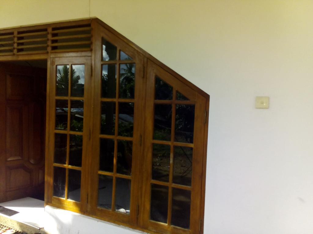 Smart Holiday Inn Galle Eksteriør billede