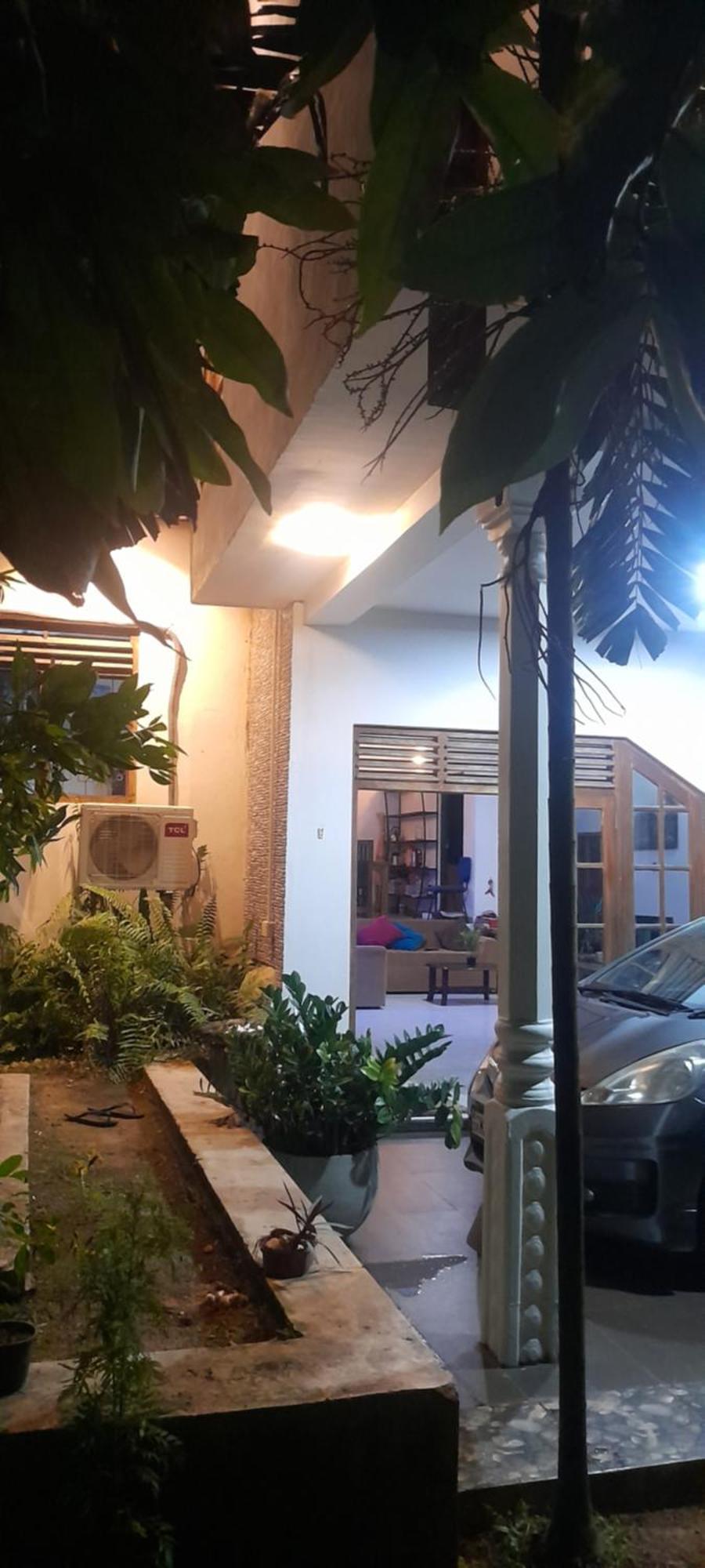 Smart Holiday Inn Galle Eksteriør billede