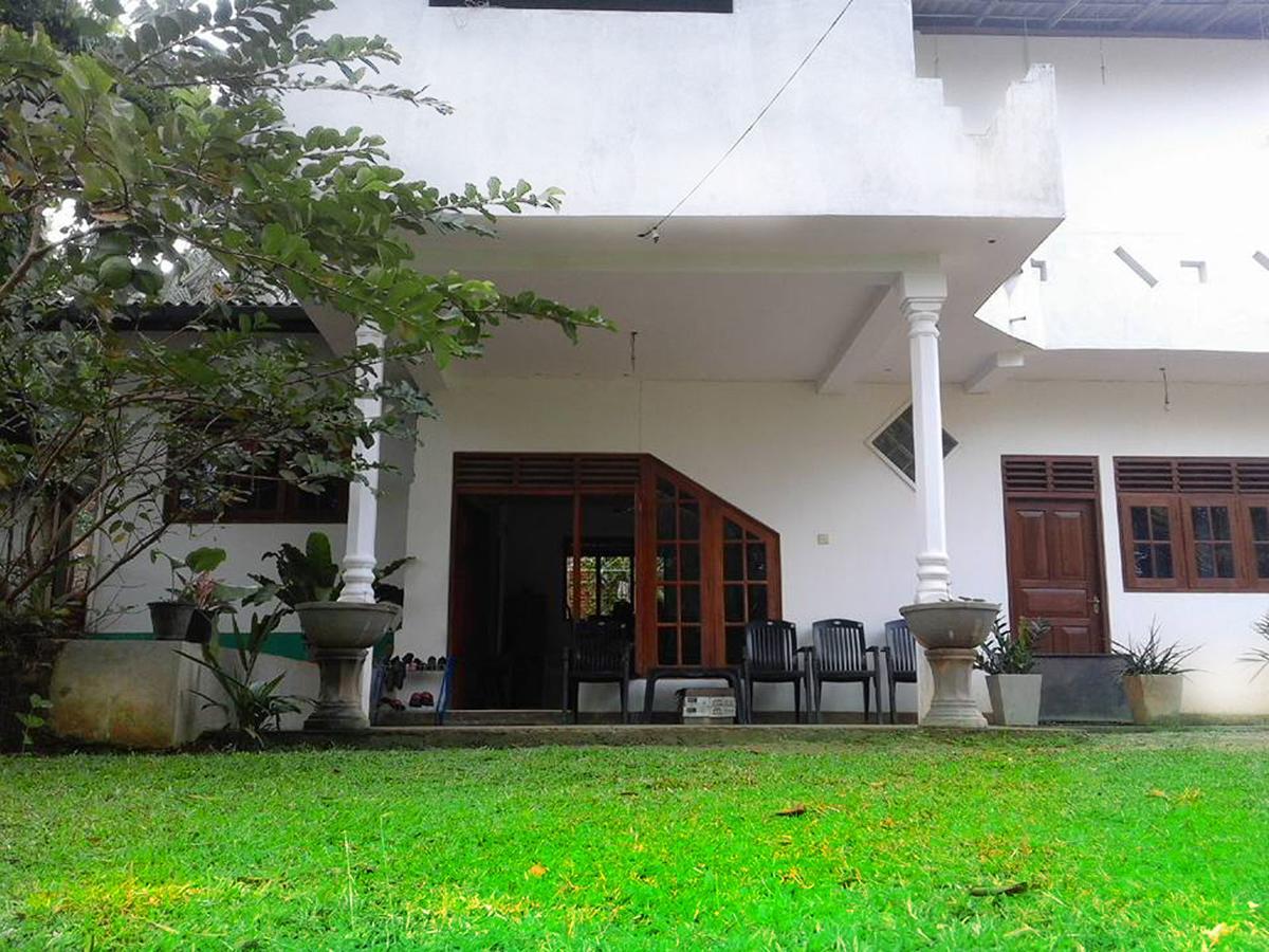 Smart Holiday Inn Galle Eksteriør billede